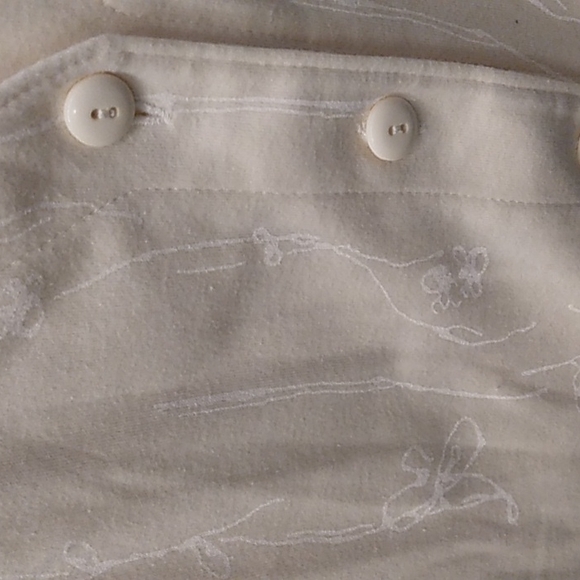 Weekender Vest - Picture 2 of 4